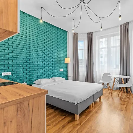 Centrum Dworzec Pkp Self Check-in 24h *