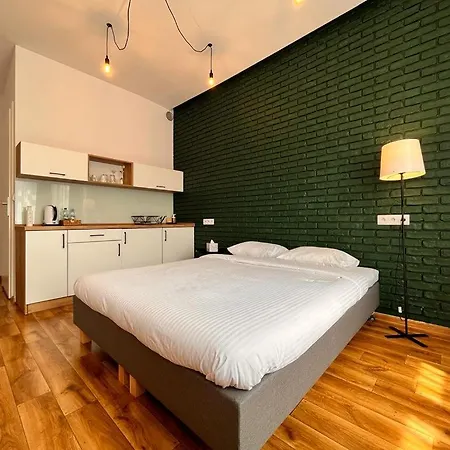 Centrum Dworzec Pkp Self Check-in 24h *