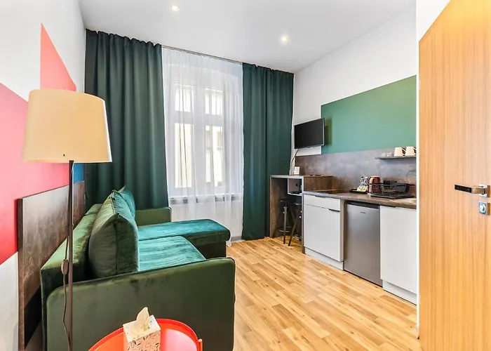 Centrum Dworzec Pkp Self Check-in 24h *