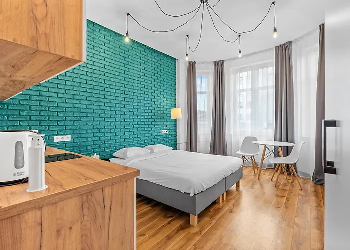 Centrum Dworzec Pkp Self Check-in 24h *